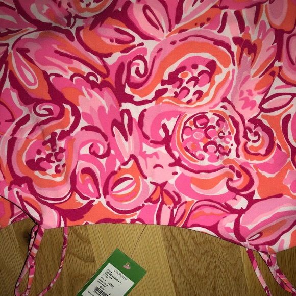 🆕Lilly Pulitzer Ivy Crop Top & Short Set Size: 2 - Picture 3 of 5